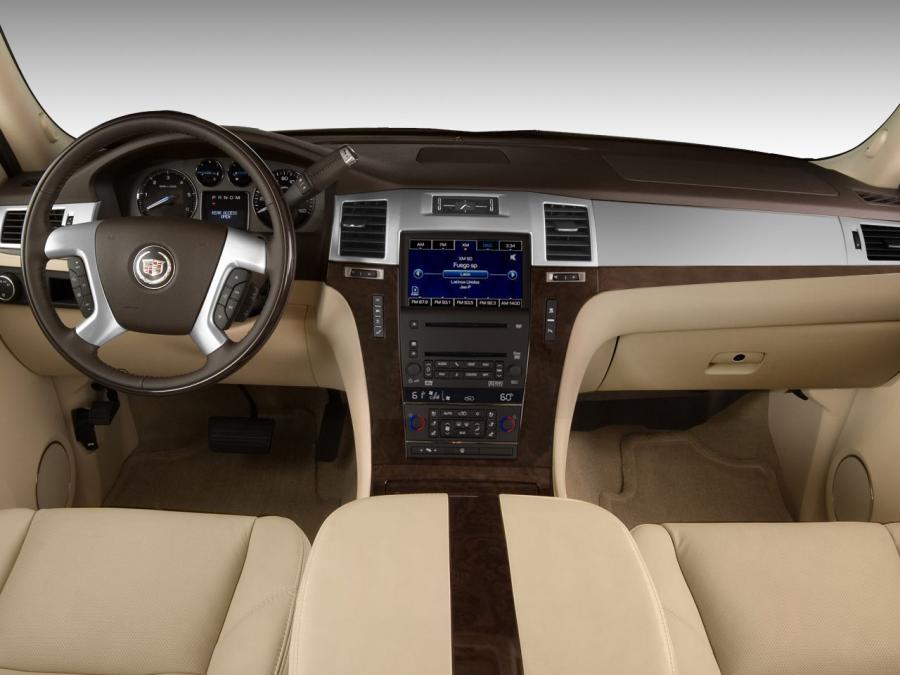  Cadillac Escalade ESV 2006 года  (фото 3 из 14)